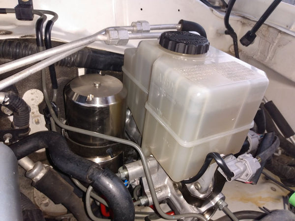 Brake Booster Pump with Accumulator for Land Cruiser 100