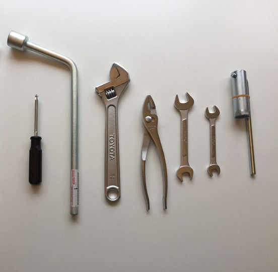 OEM Tools / Tool Kit for '87 to '90 Toyota Land Cruiser FJ60 FJ62