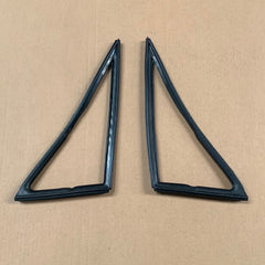 Vent Window Weatherstrips for '68 to '73 Land Cruiser FJ55 - LH and RH